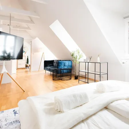 Noor - Comfy Downtown Loft - Self Check-in - Centre Of *