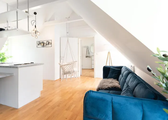 Comfy Downtown Loft - Self Check-in - Centre Of