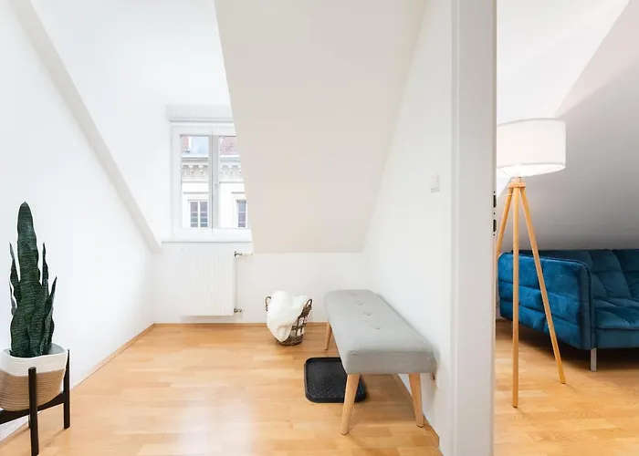 Noor - Comfy Downtown Loft - Self Check-in - Centre Of Lägenhet *