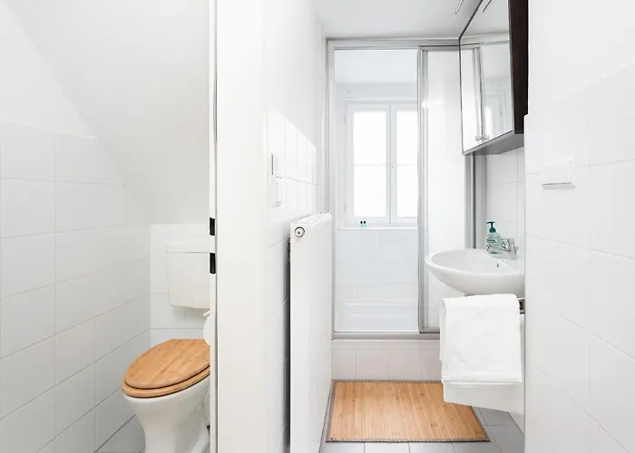 Noor - Comfy Downtown Loft - Self Check-in - Centre Of